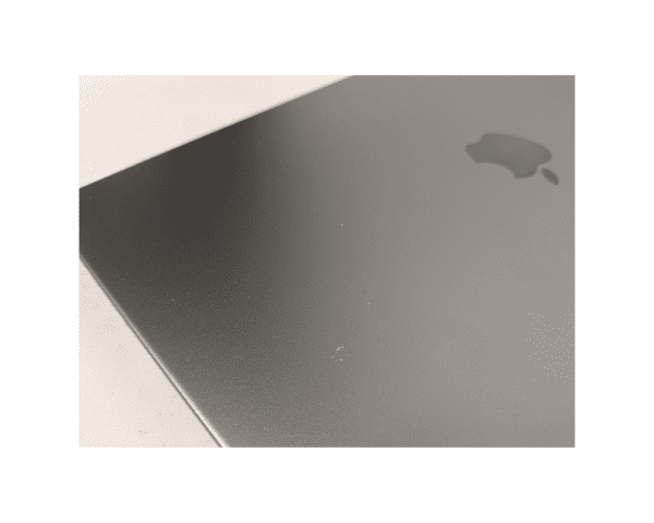 Apple MacBook Pro 16-inch M1 Max 10C CPU 32C GPU 32GB RAM 1TB SSD - Image 5